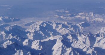 Klettern & Ski fahren: Über die Alpen per Ski