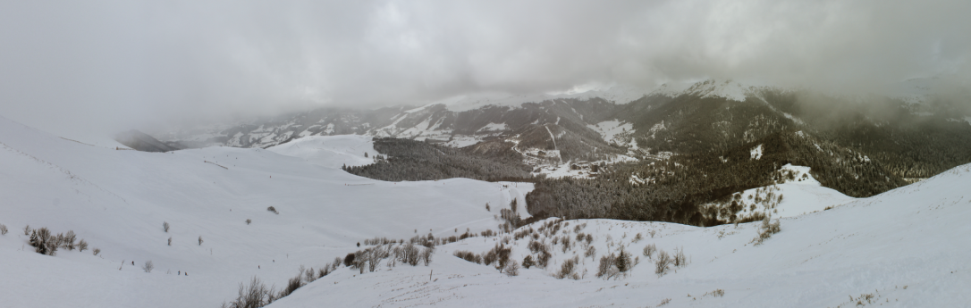 Skigebiete Auvergne: Le Lioran, von der Piste l'Aiguillon aus beobachtet. (#1)
