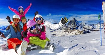 "Packliste Skiurlaub": Ausdrucken, Abhaken, Losfahren! (Fotolizenz-shutterstock_gorillaimages )