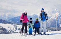 Skiurlaub mit Kindern: Spaß für die ganze Familie ( Foto: Adobe Stock-Tomsickova )