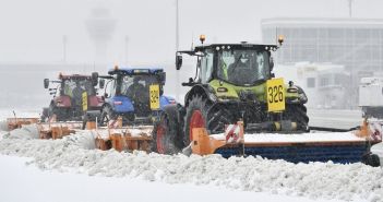 Schneechaos in Süddeutschland: Flugbetrieb am Münchner Flughafen (Foto: Flughafen München GmbH)